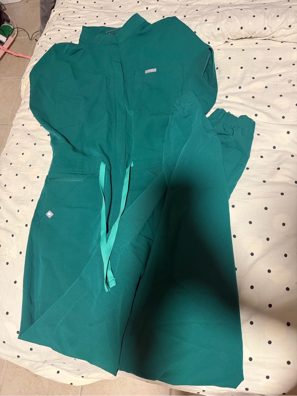FIGS Rafaela cargo scrub jumpsuit XS